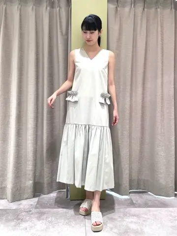 GRACE CONTINENTAL 端場　わかな コーディネート画像