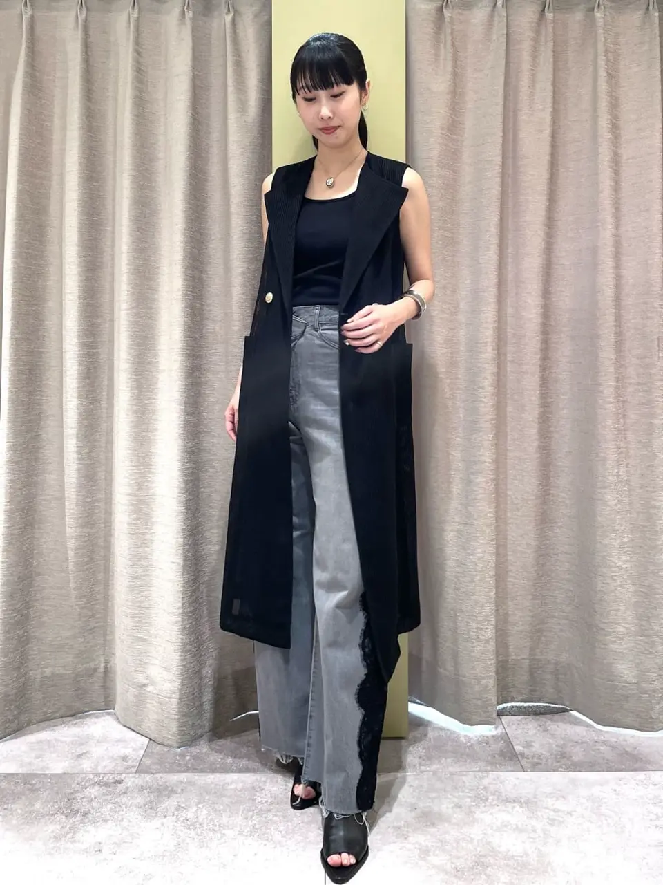 GRACE CONTINENTAL 端場　わかな コーディネート画像