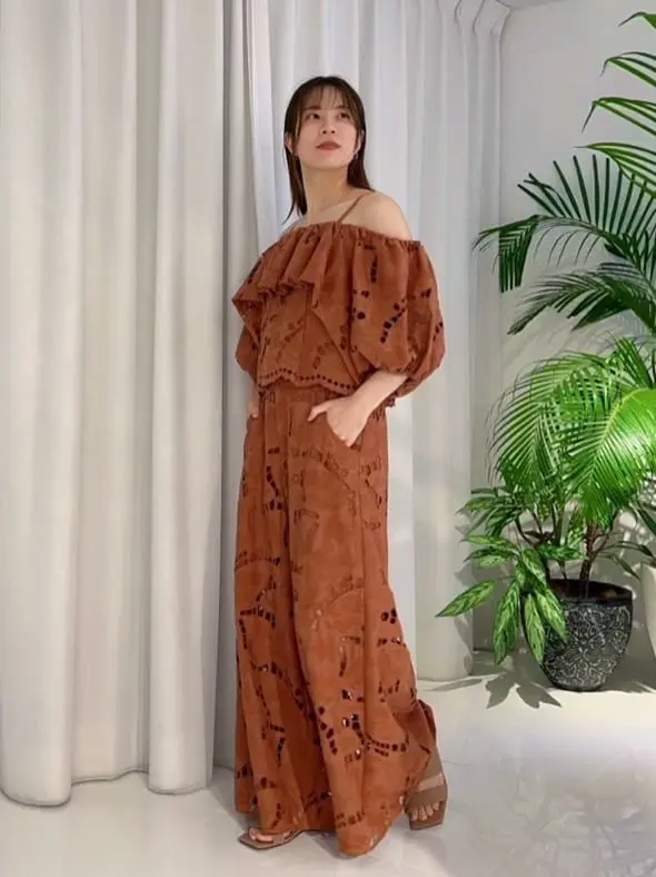 GRACE CONTINENTAL Hikaru Okada コーディネート画像