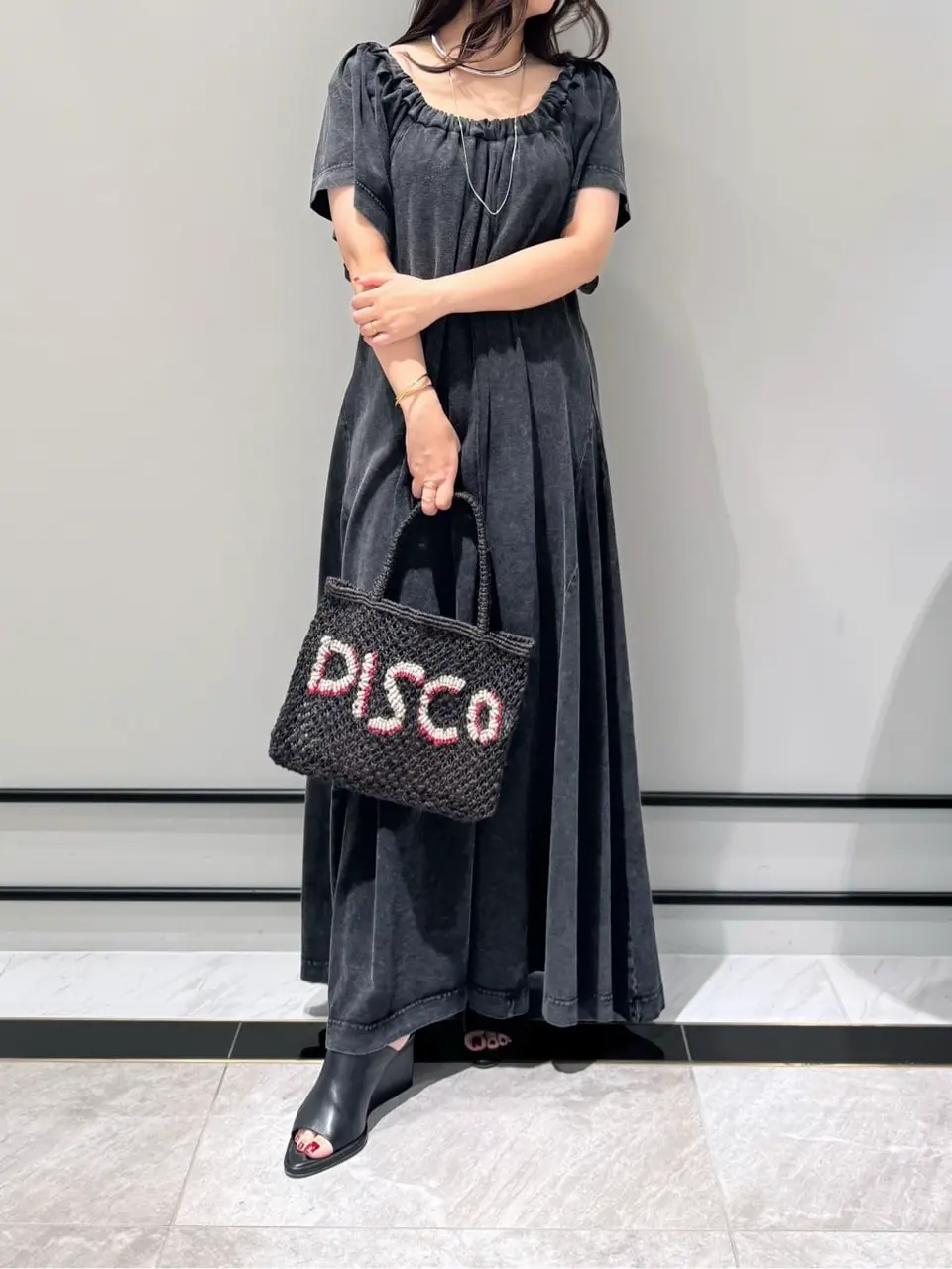 GRACE CONTINENTAL MOMOKO コーディネート画像