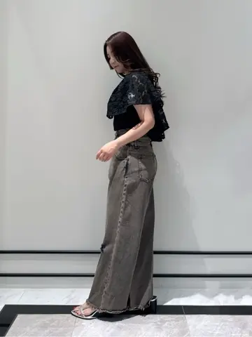 GRACE CONTINENTAL MOMOKO コーディネート画像