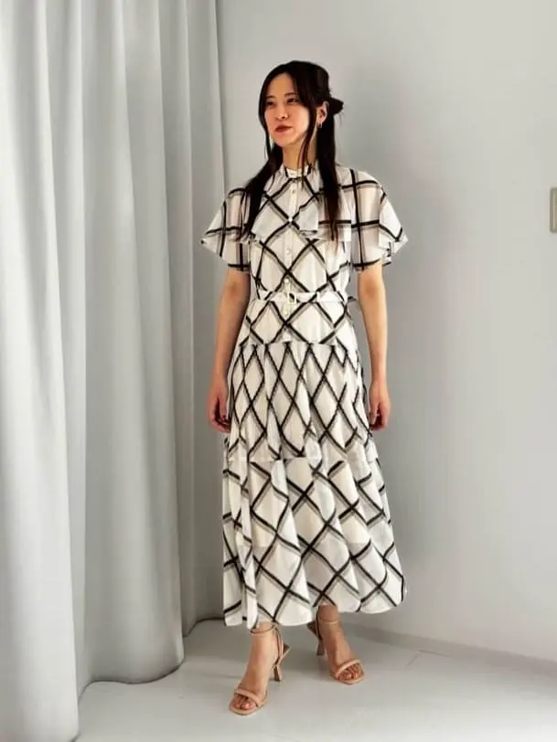 GRACE CONTINENTAL Hikaru Okada コーディネート画像