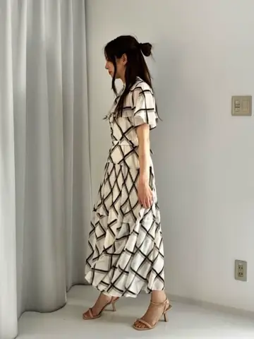 GRACE CONTINENTAL Hikaru Okada コーディネート画像