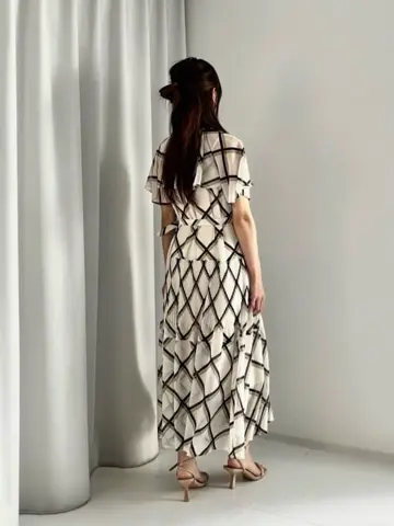 GRACE CONTINENTAL Hikaru Okada コーディネート画像