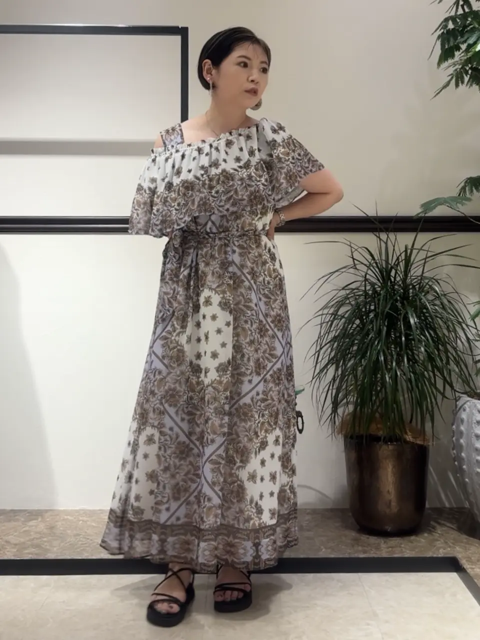 GRACE CONTINENTAL N.YURI コーディネート画像