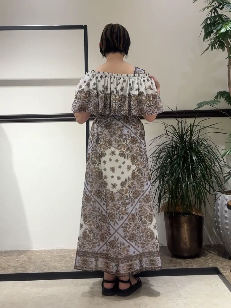 GRACE CONTINENTAL N.YURI コーディネート画像