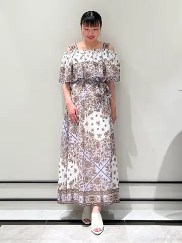 GRACE CONTINENTAL CHISAKO.S コーディネート画像