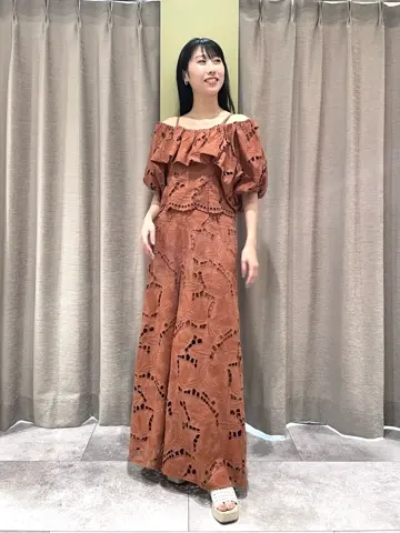 GRACE CONTINENTAL 端場　わかな コーディネート画像