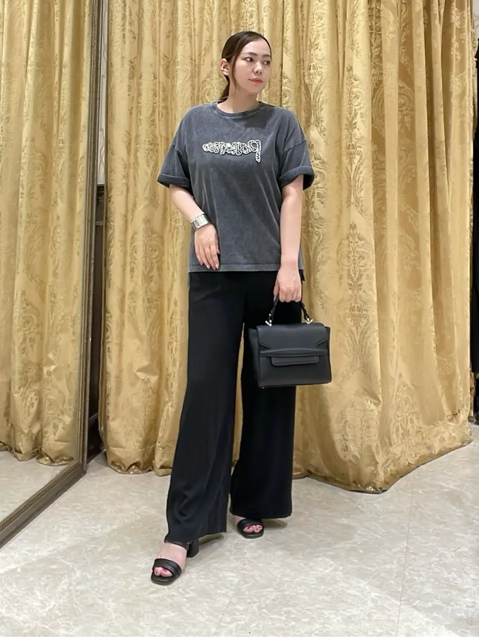 GRACE CONTINENTAL 泉　敦子 コーディネート画像