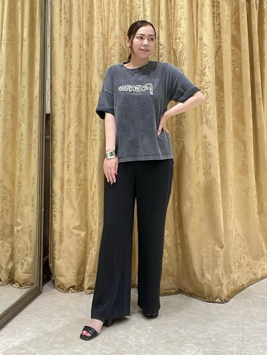 GRACE CONTINENTAL 泉　敦子 コーディネート画像