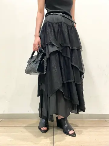 GRACE CONTINENTAL yoshi コーディネート画像