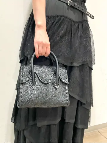 GRACE CONTINENTAL yoshi コーディネート画像