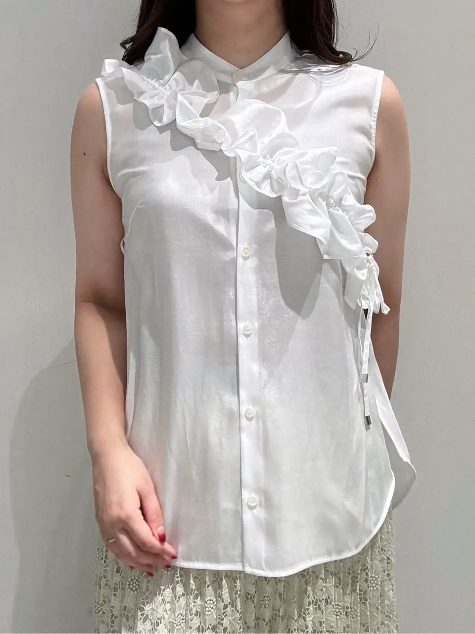 GRACE CONTINENTAL MOMOKO コーディネート画像