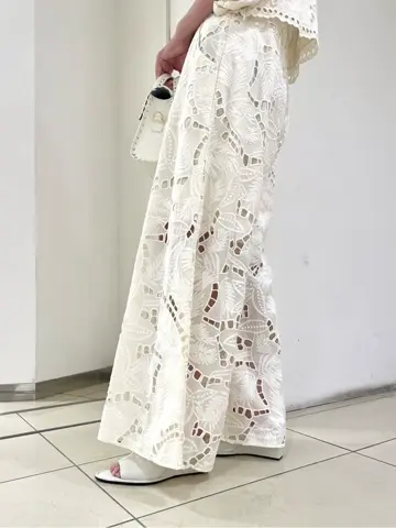 GRACE CONTINENTAL yoshi コーディネート画像