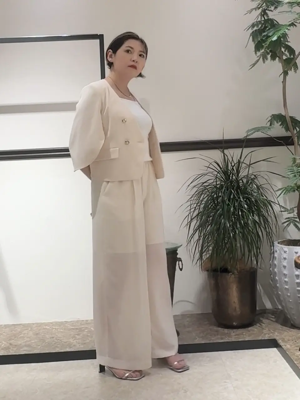 GRACE CONTINENTAL N.YURI コーディネート画像