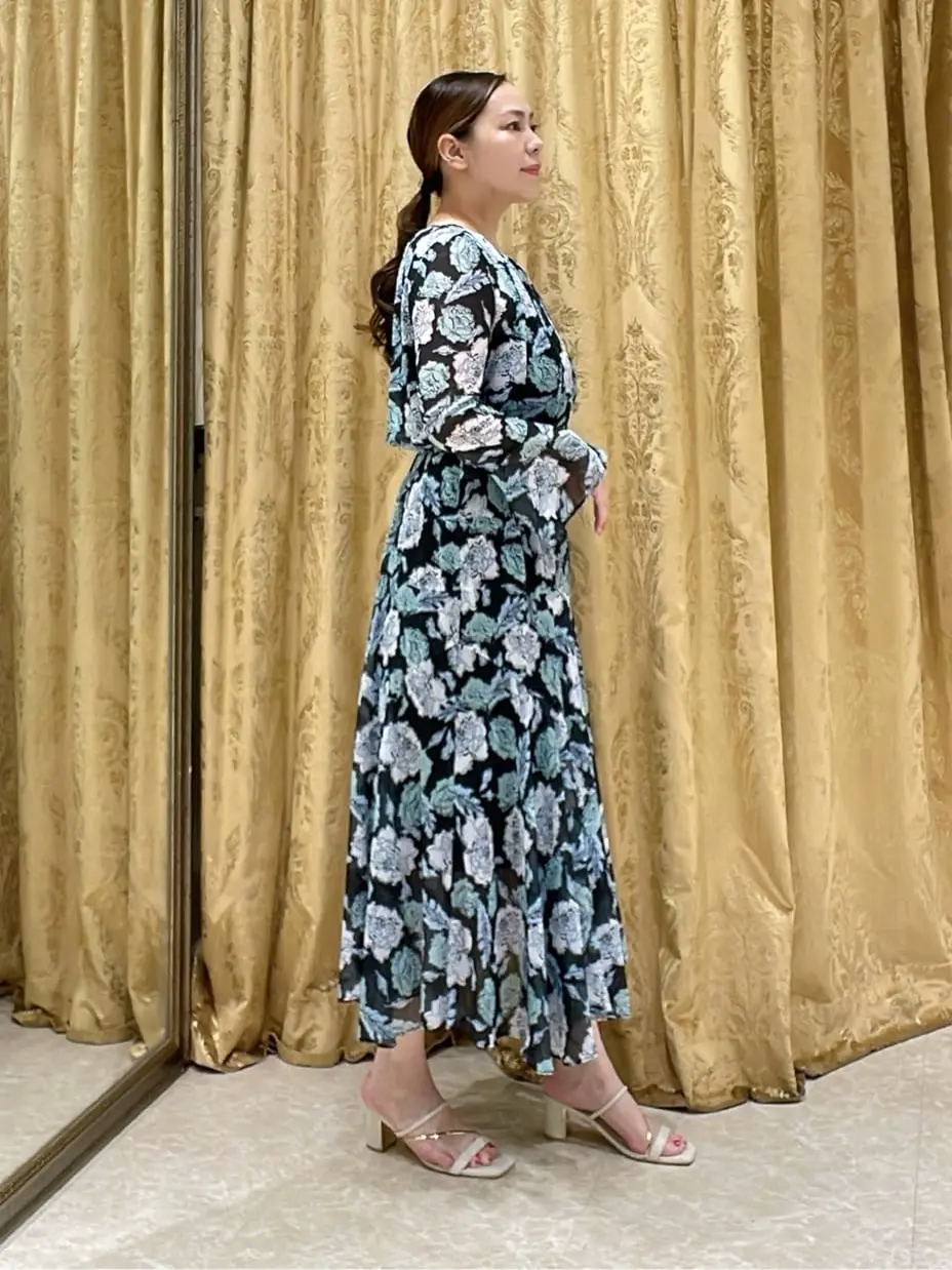 GRACE CONTINENTAL 泉　敦子 コーディネート画像