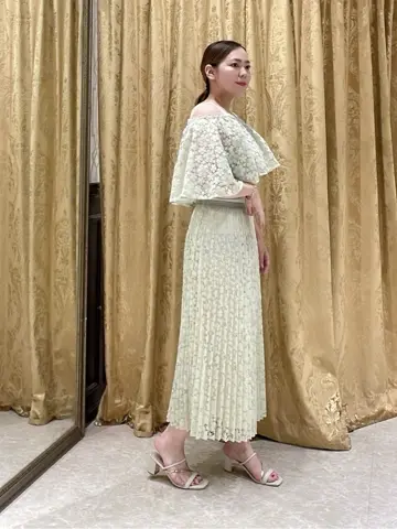 GRACE CONTINENTAL 泉　敦子 コーディネート画像