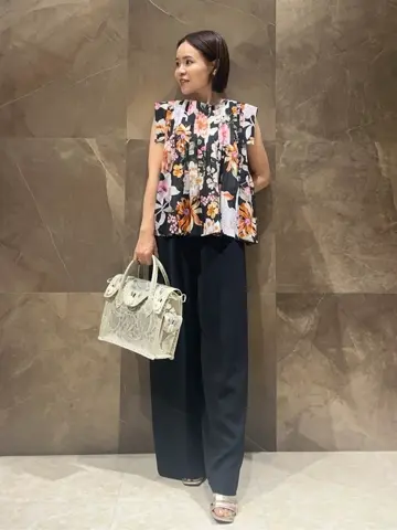 GRACE CONTINENTAL 穐山　香織 コーディネート画像