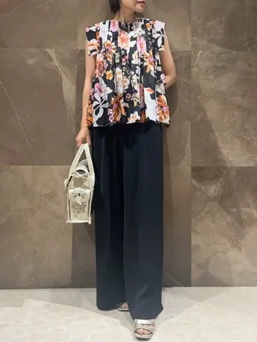 GRACE CONTINENTAL 穐山　香織 コーディネート画像