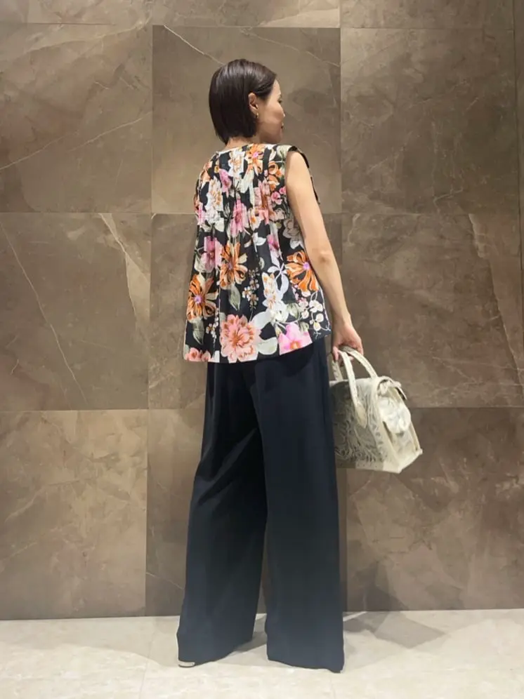 GRACE CONTINENTAL 穐山　香織 コーディネート画像