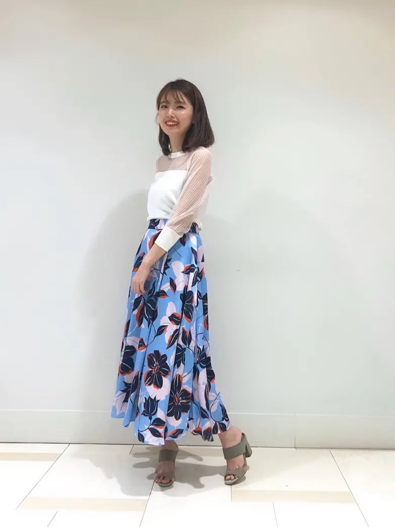 GRACE CONTINENTAL minami コーディネート画像