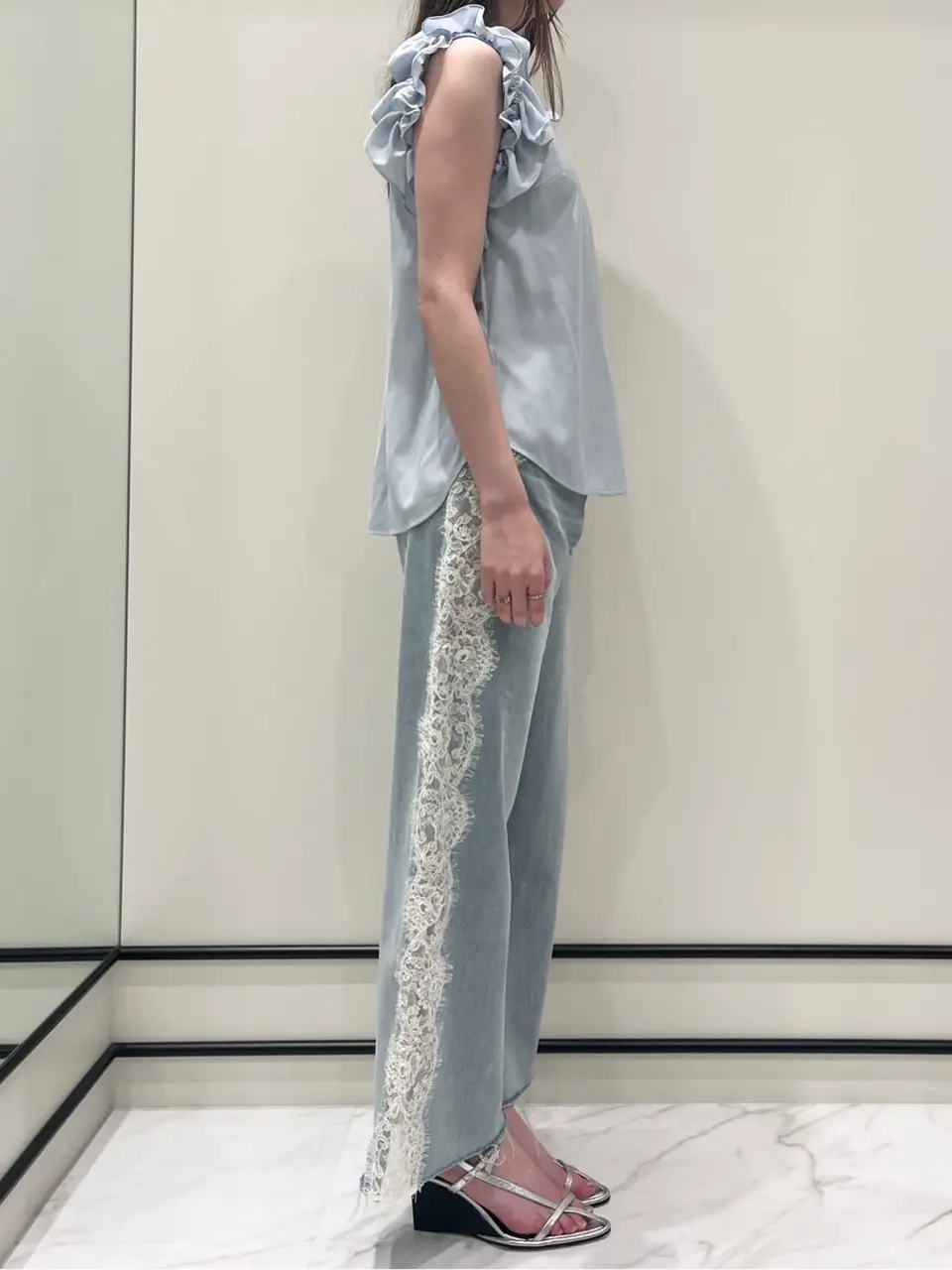 GRACE CONTINENTAL Hotei コーディネート画像