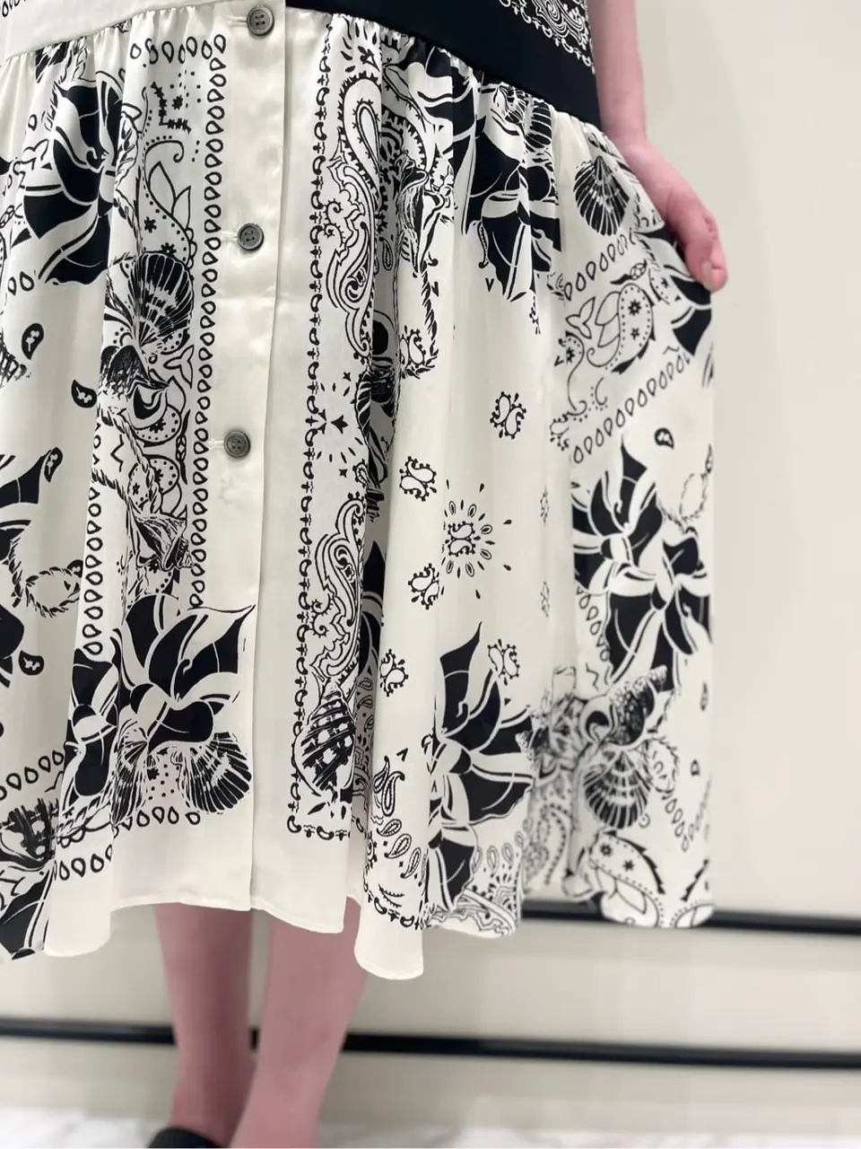 GRACE CONTINENTAL Hotei コーディネート画像