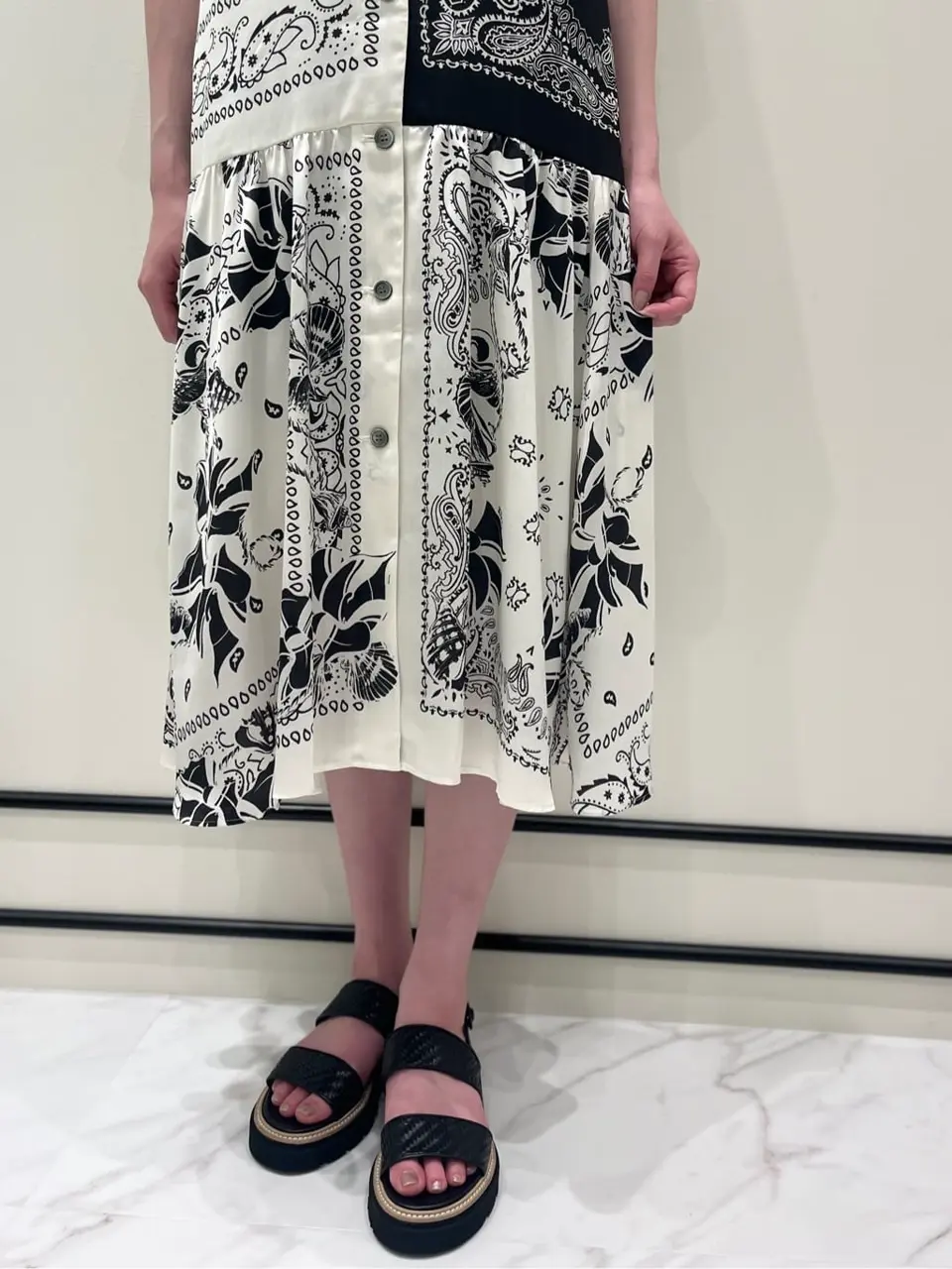 GRACE CONTINENTAL Hotei コーディネート画像