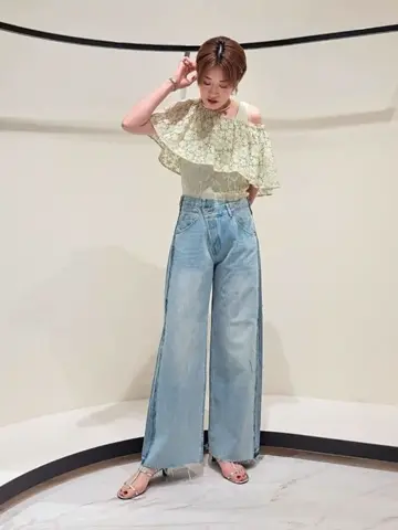 GRACE CONTINENTAL 今野　志保 コーディネート画像