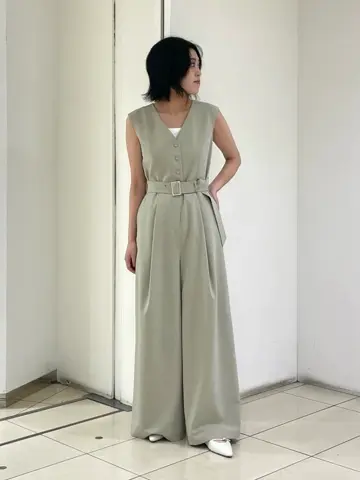 GRACE CONTINENTAL yoshi コーディネート画像