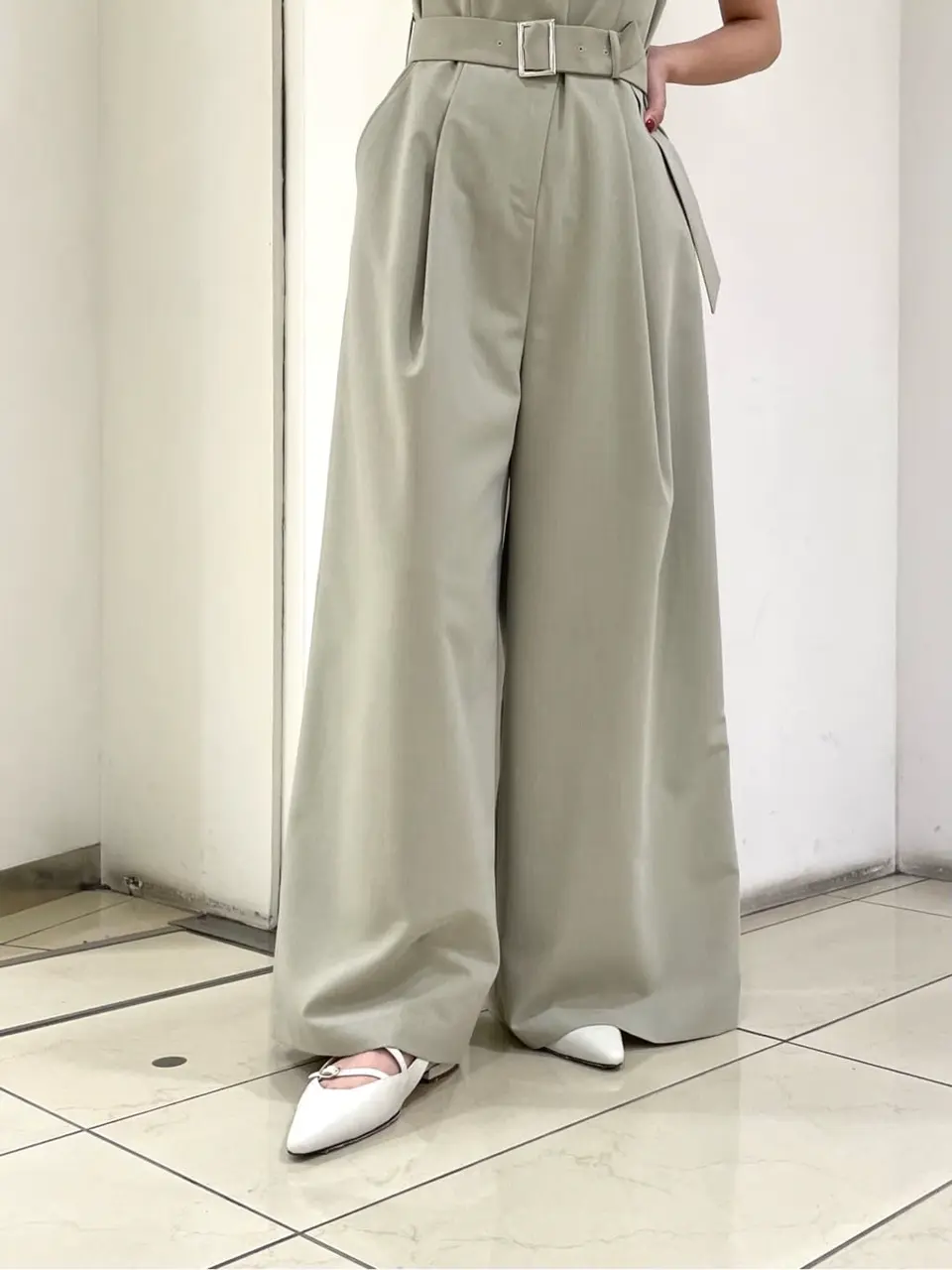 GRACE CONTINENTAL yoshi コーディネート画像