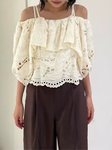 GRACE CONTINENTAL yoshi コーディネート画像