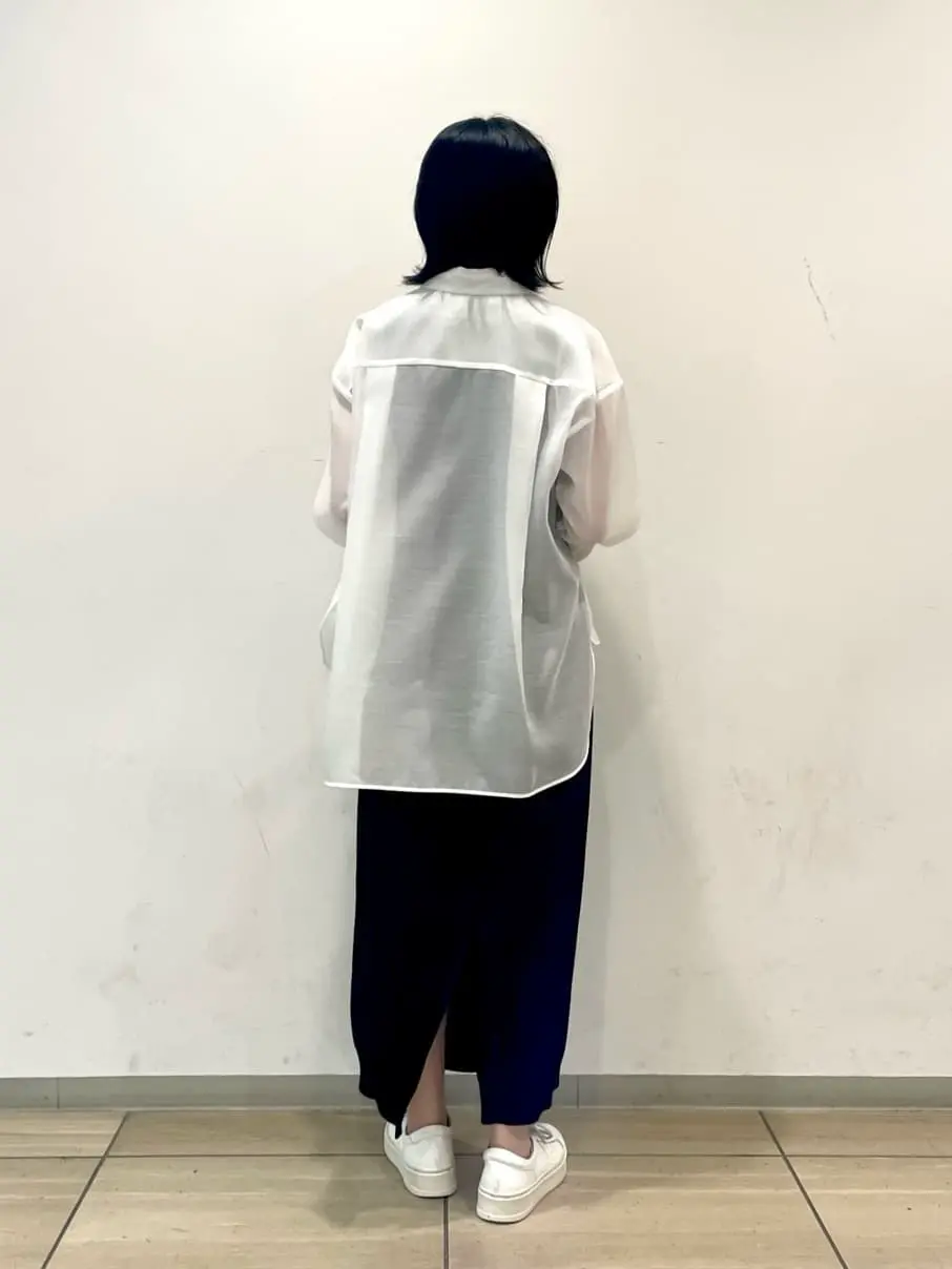 GRACE CONTINENTAL yoshi コーディネート画像