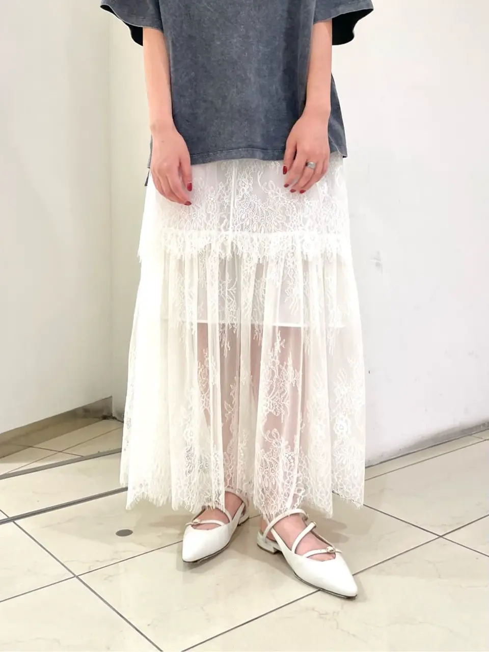 GRACE CONTINENTAL yoshi コーディネート画像