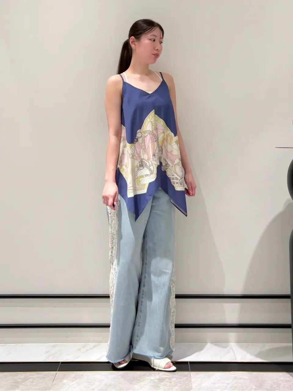 GRACE CONTINENTAL Shiori コーディネート画像