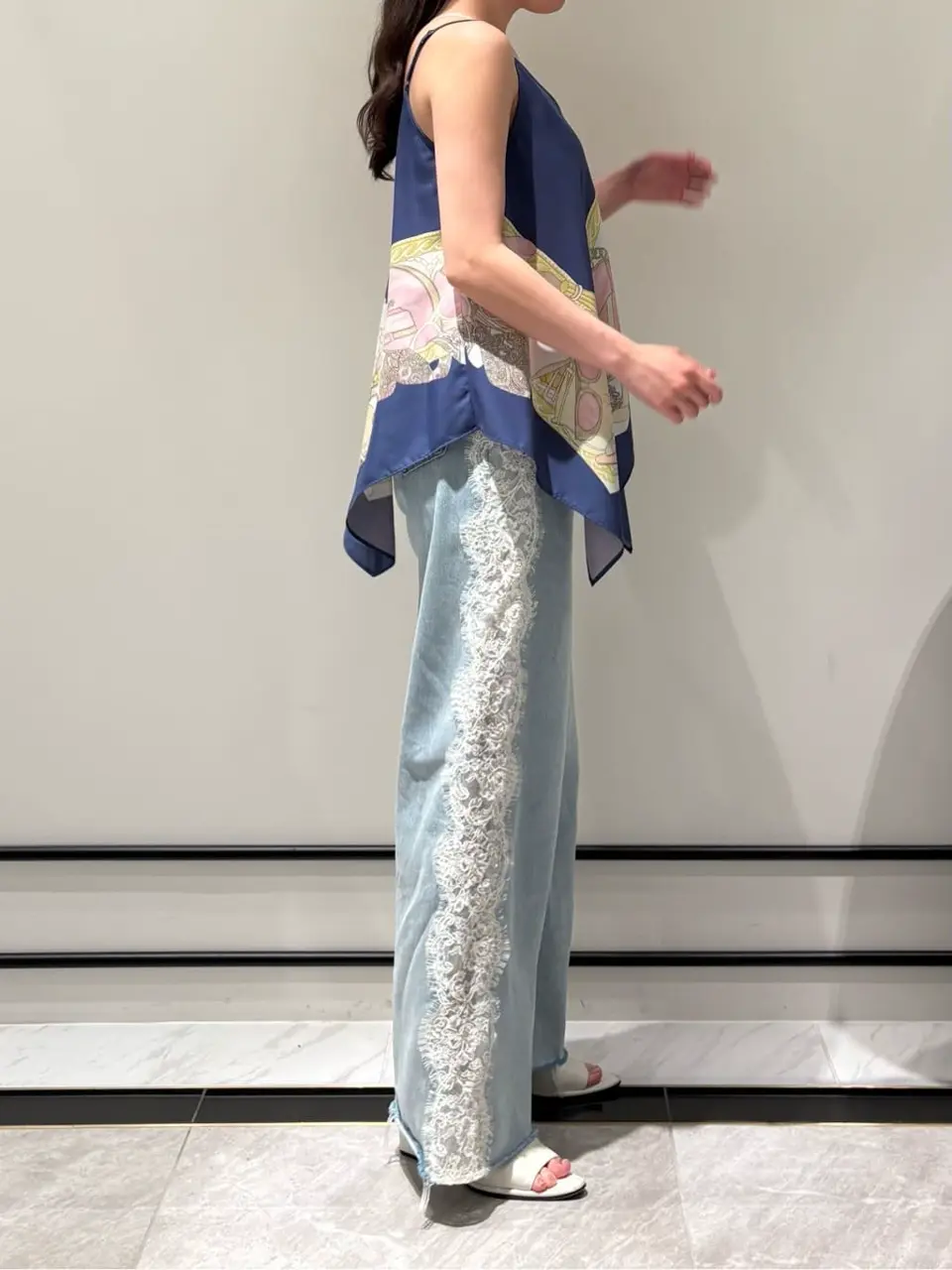 GRACE CONTINENTAL Shiori コーディネート画像