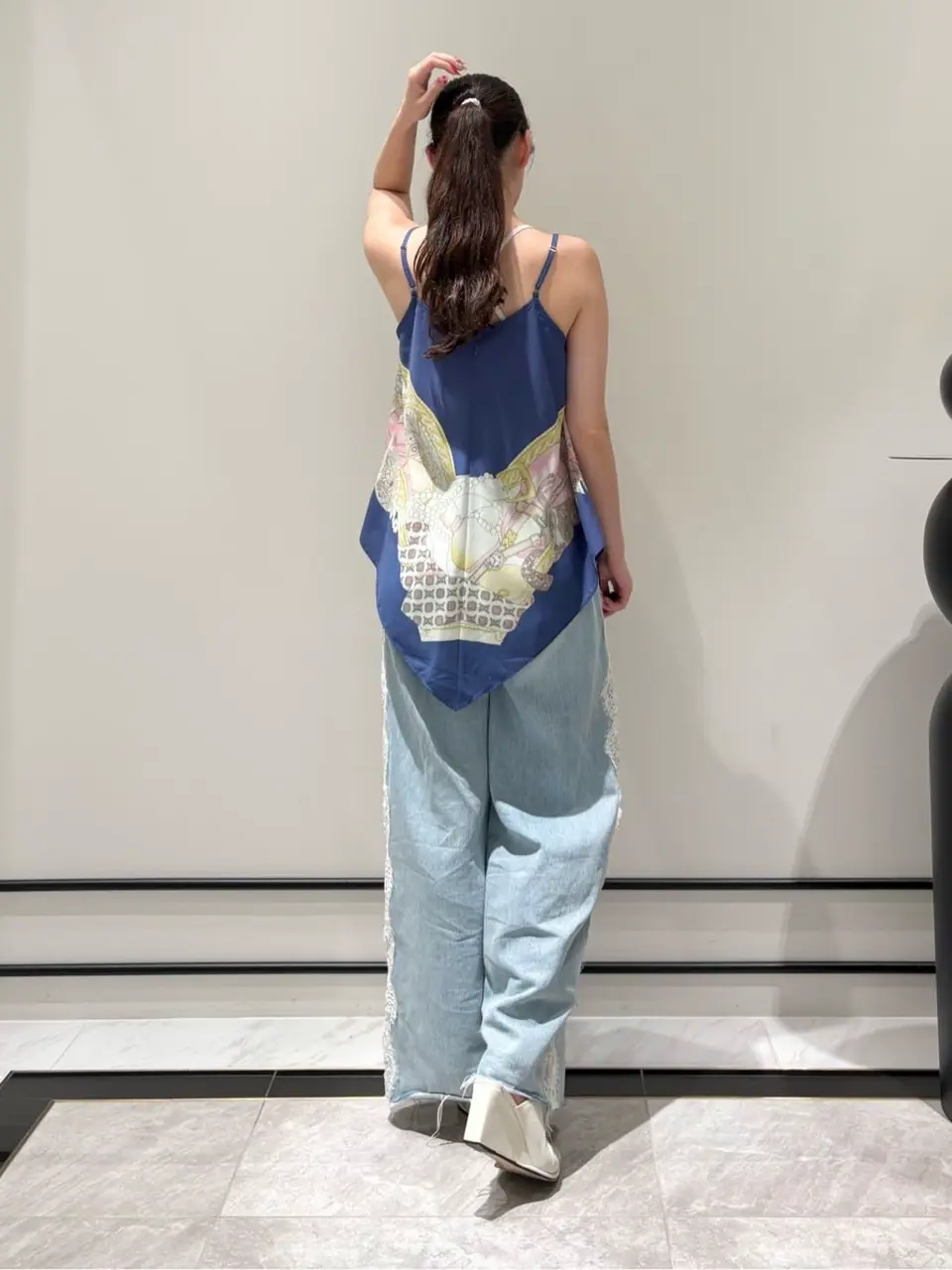 GRACE CONTINENTAL Shiori コーディネート画像