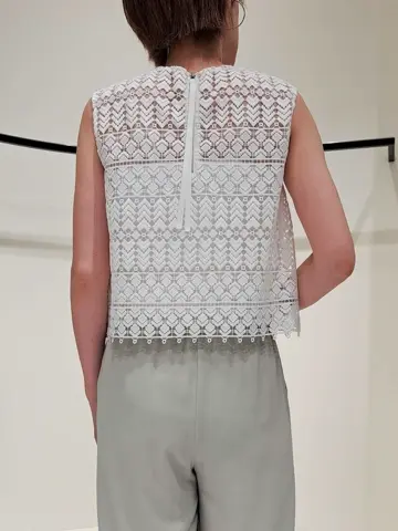 GRACE CONTINENTAL 今野　志保 コーディネート画像