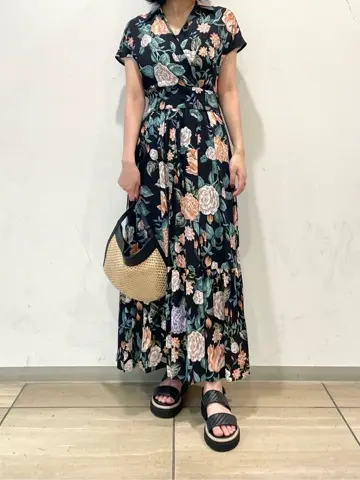 GRACE CONTINENTAL yoshi コーディネート画像