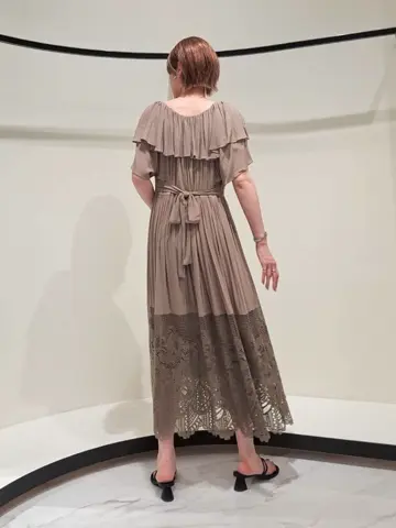 GRACE CONTINENTAL 今野　志保 コーディネート画像