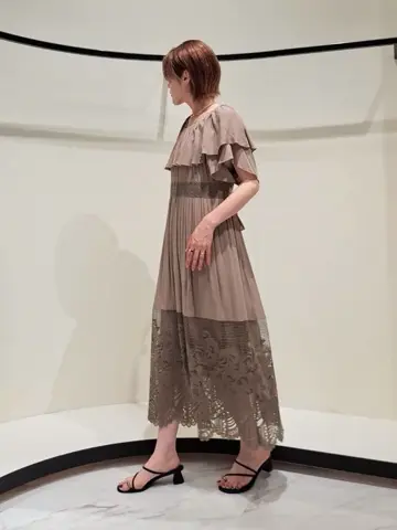 GRACE CONTINENTAL 今野　志保 コーディネート画像