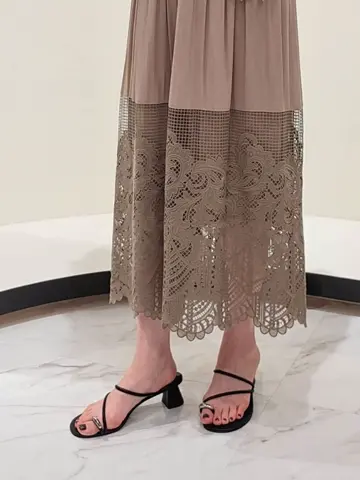 GRACE CONTINENTAL 今野　志保 コーディネート画像