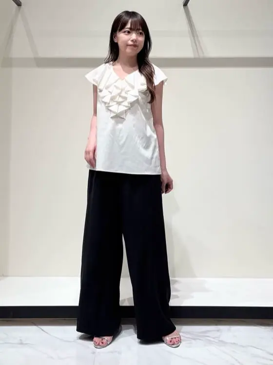 GRACE CONTINENTAL 平野 裕華 コーディネート画像