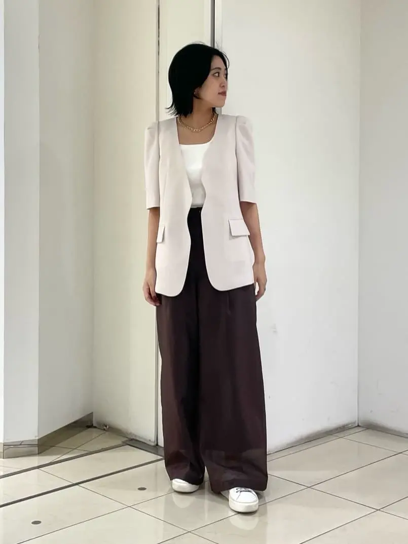 GRACE CONTINENTAL yoshi コーディネート画像