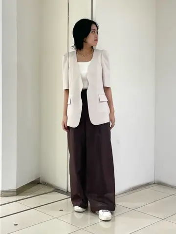 GRACE CONTINENTAL yoshi コーディネート画像