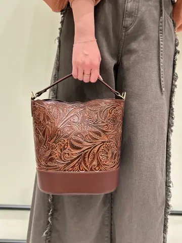 GRACE CONTINENTAL Taura コーディネート画像