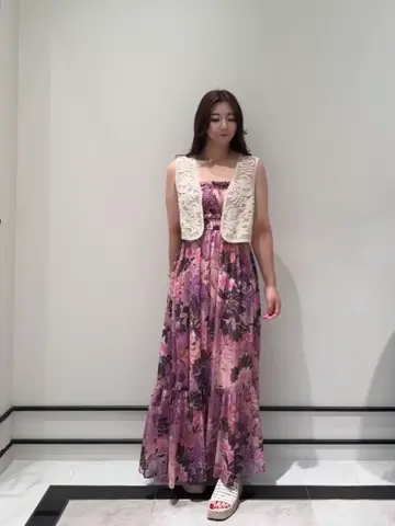 GRACE CONTINENTAL MOMOKO コーディネート画像