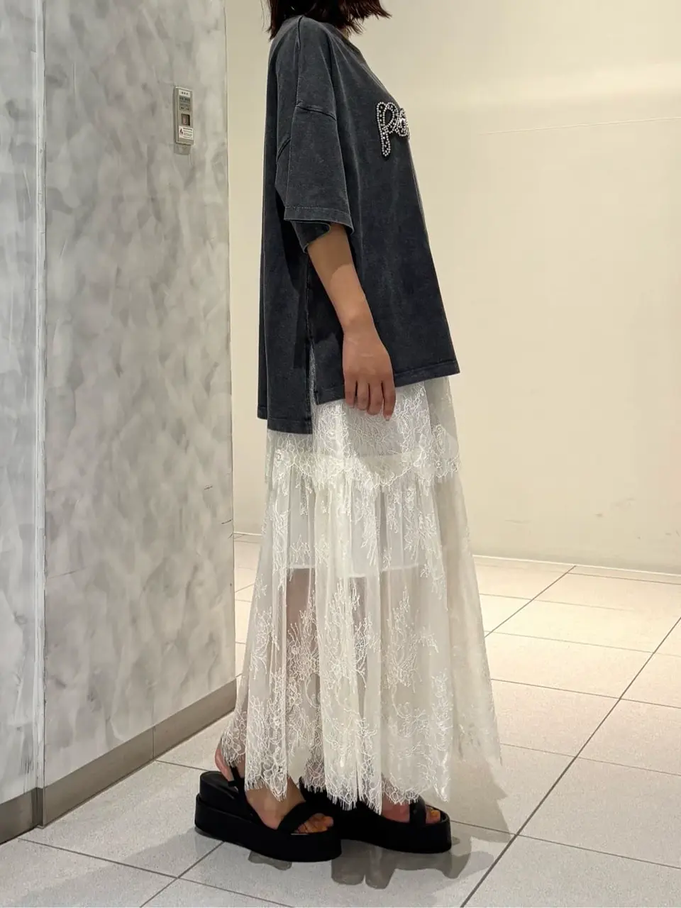 GRACE CONTINENTAL 岩永 春佳 コーディネート画像