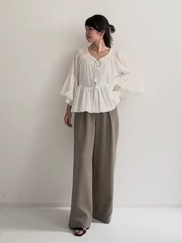 GRACE CONTINENTAL FUKUSHIMA YURIE コーディネート画像