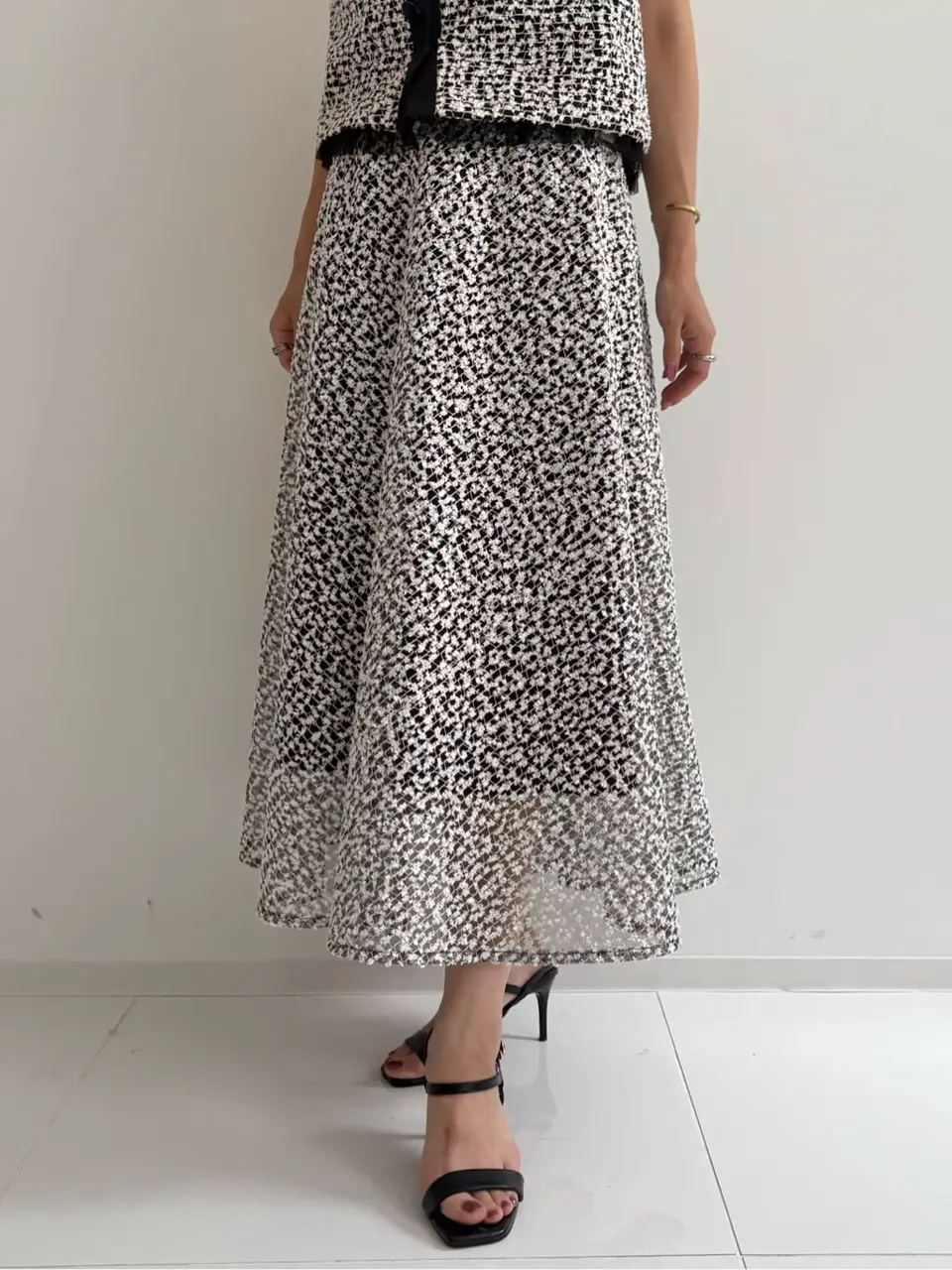 GRACE CONTINENTAL FUKUSHIMA YURIE コーディネート画像